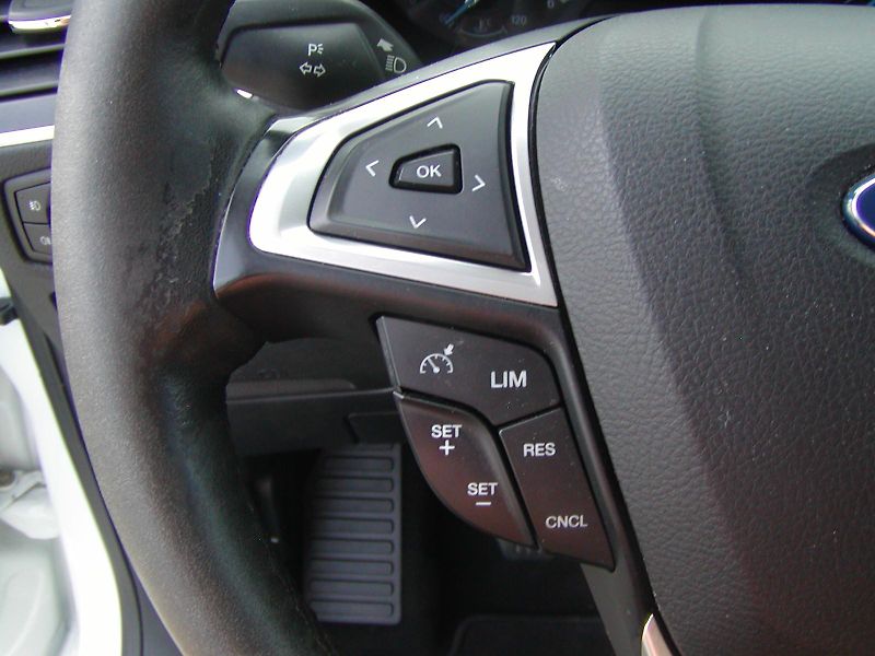 Ford Galaxy 2.0TDCi,7-MÍST, BUSINESS,NAVI  - fotka 22 z 51