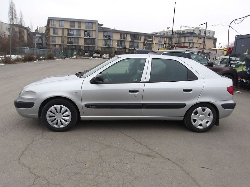 Citroën Xsara 1,4i ČR NAJ.63000 km !!! - fotka 8 z 38