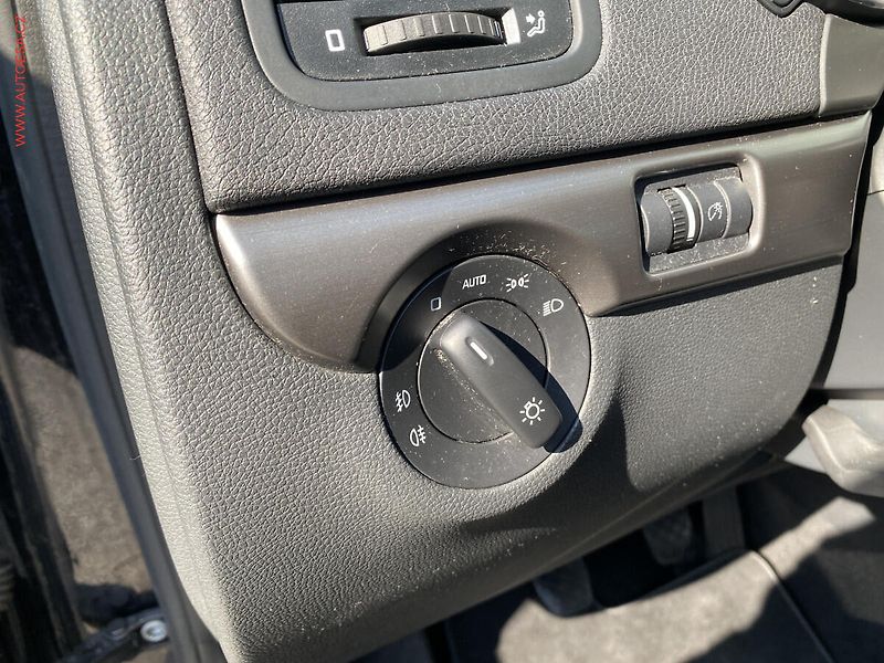 Škoda Yeti (2017) 1.4 TSi, Drive, bixen, +kola - fotka 15 z 18