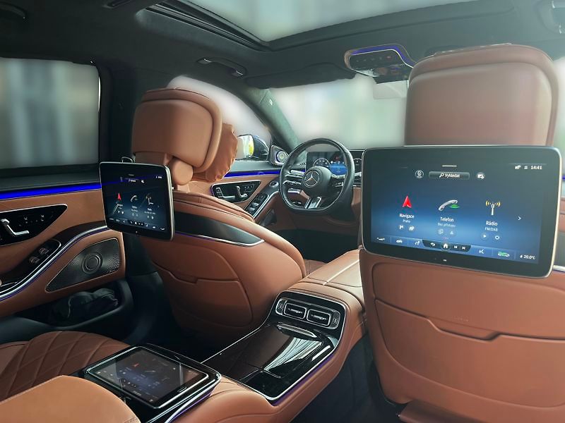 Mercedes-Benz Třídy S 400d 4MATIC L AMG Line Chauffe - fotka 17 z 18