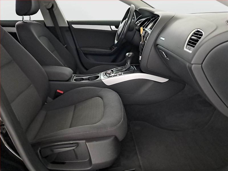 Audi A5 (2015) S-Line 2.0 TDI, 4X4, Automat - fotka 9 z 20