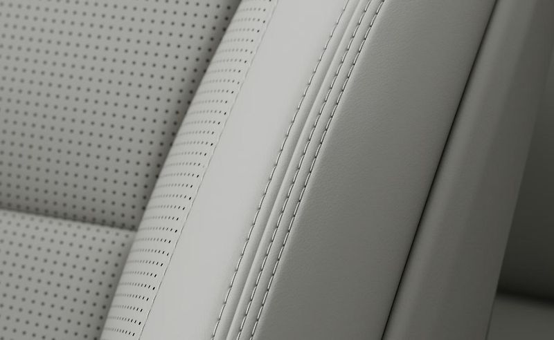 Volvo XC90 (2026) B5 AWD PLUS DARK - fotka 16 z 16
