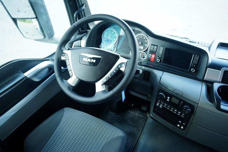 MAN TGS (2017) 35.420 8x4 sklápěč Meiller - fotka 30 z 40
