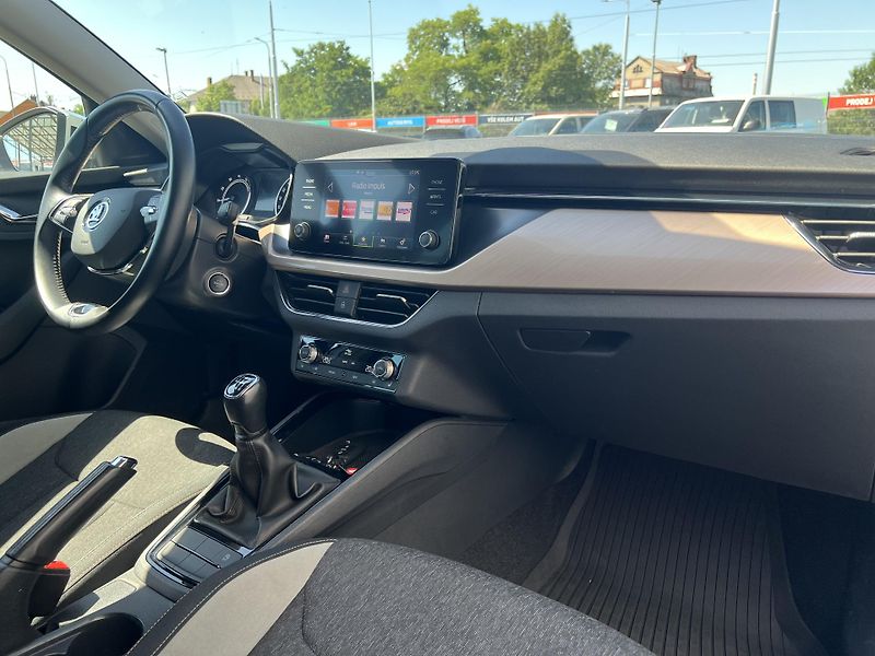 Škoda Scala (2021) 1,5TSi 110kW STYLE - fotka 33 z 34