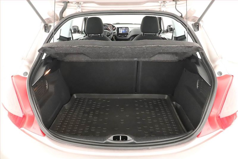 Peugeot 208 (2012) 1.4 VTi, CZ doklady - fotka 13 z 13