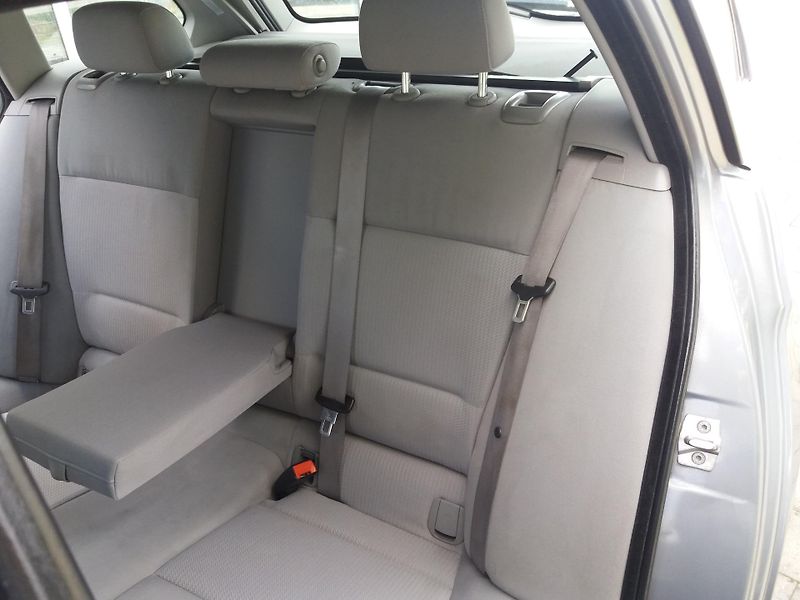 BMW Řada 3 (2010) 2.0d,105kW,VÝHŘEV.SEDADEL!! - fotka 21 z 26