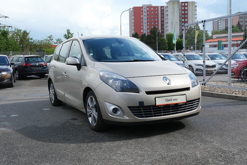 Renault Scénic - fotka 3 z 6