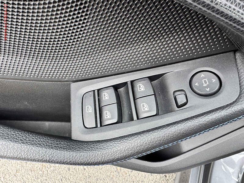BMW Řada 1 (2020) 1.5T 118i, M Sport, AT, +ALU - fotka 12 z 17