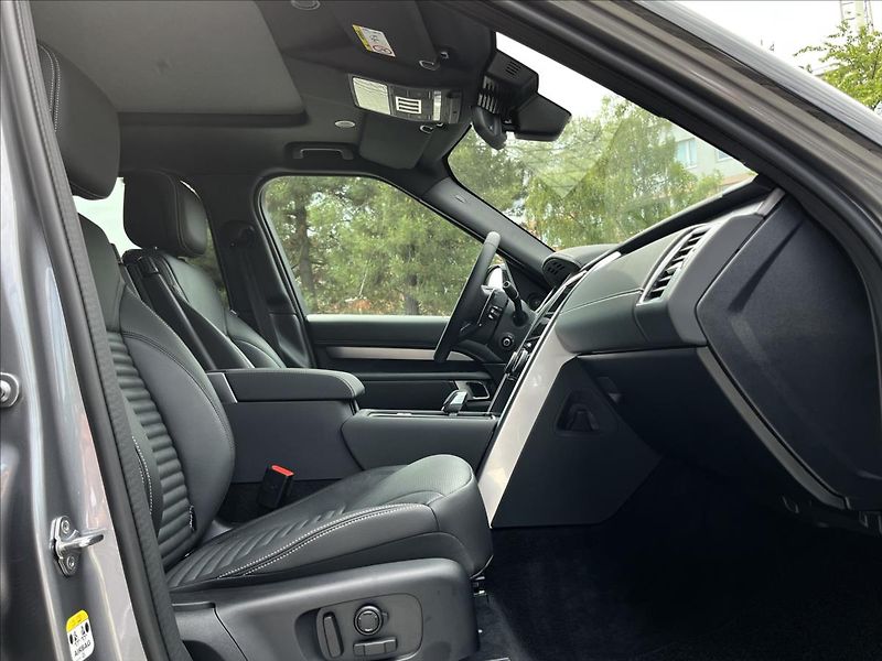 Land Rover Discovery (2026) 3,0 D250 LANDMARK AWD* - fotka 30 z 32