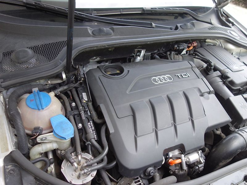 Audi A3 (2009) 2.0TDi 103kW MAN -SERVISOVÁNO - fotka 27 z 34