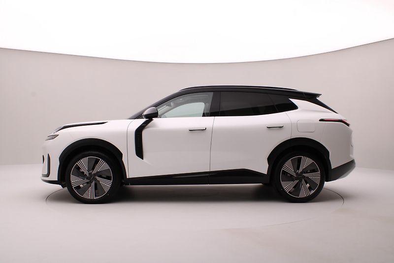 Lynk & Co 08 (2025) MORE PHEV - fotka 8 z 87