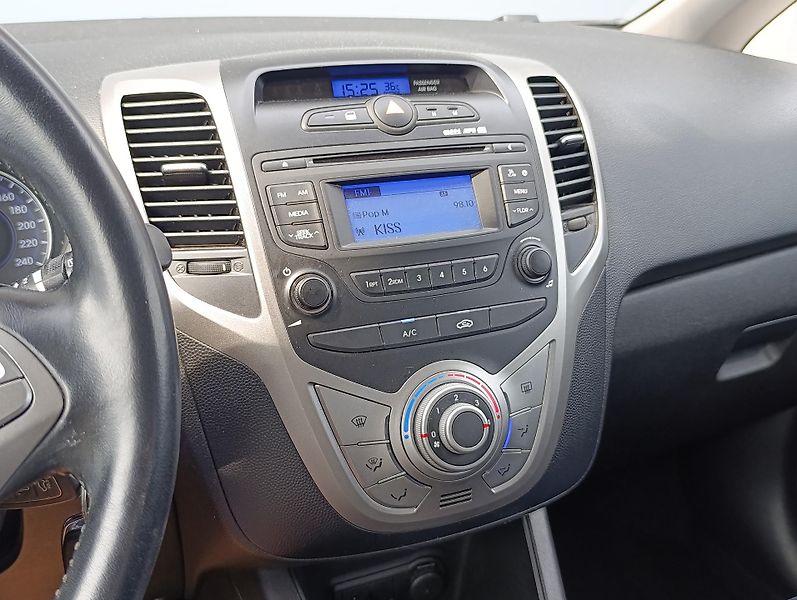 Hyundai ix20 1.4CVVT 66kW ČR 1.MAJITEL DPH - fotka 23 z 30