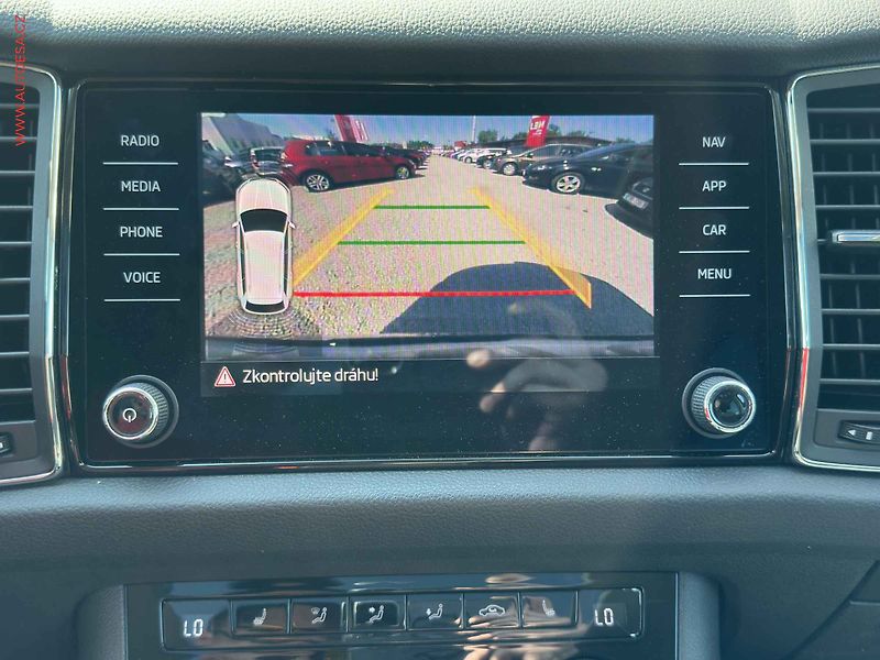Škoda Kodiaq (2019) 2.0 TDi, DSG, STK5/28 - fotka 16 z 23