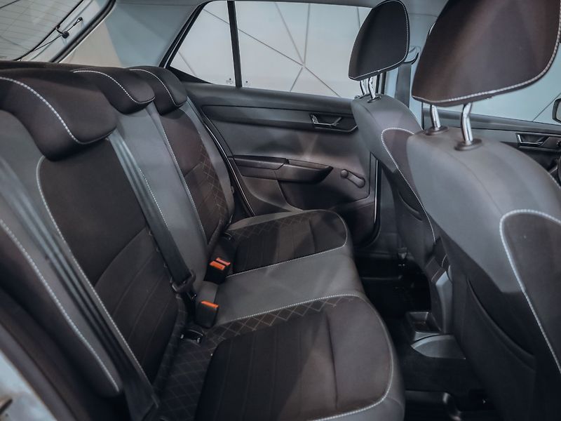 Škoda Fabia 1.0 TSI 70 kW Ambition - fotka 25 z 28