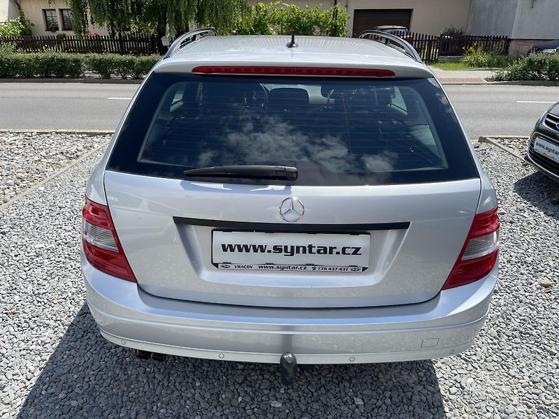 Mercedes-Benz Třídy C 200 CDI 100 KW ALU SERVIS - fotka 4 z 14