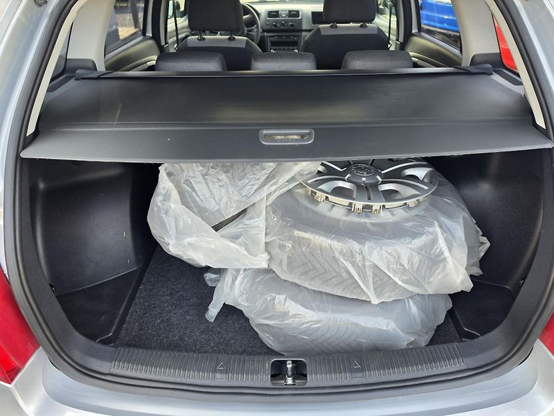 Škoda Fabia 1.2 HTP  - fotka 5 z 27
