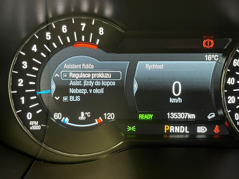 Ford S-MAX 2,5 HEV Titanium 7míst - fotka 53 z 70