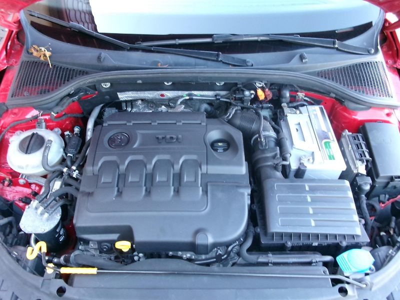 Škoda Octavia 4X4 AUTOKLIMA TAŽNÉ - fotka 34 z 34