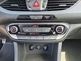 Hyundai i30 Comfort 1,5 CVVT - náhled 11
