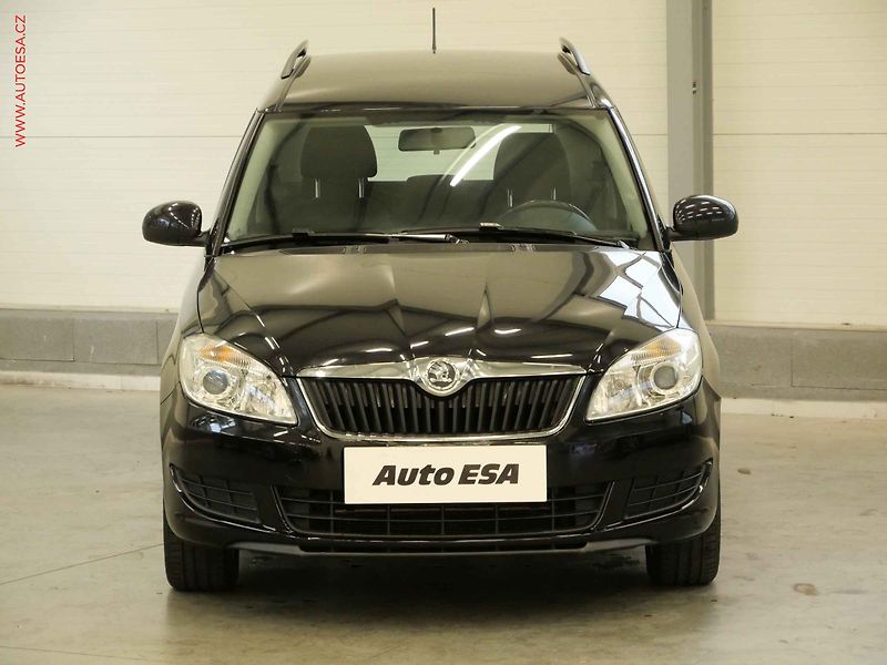 Škoda Roomster (2014) 1.2 TSI, AC, výhřev sed. - fotka 2 z 17