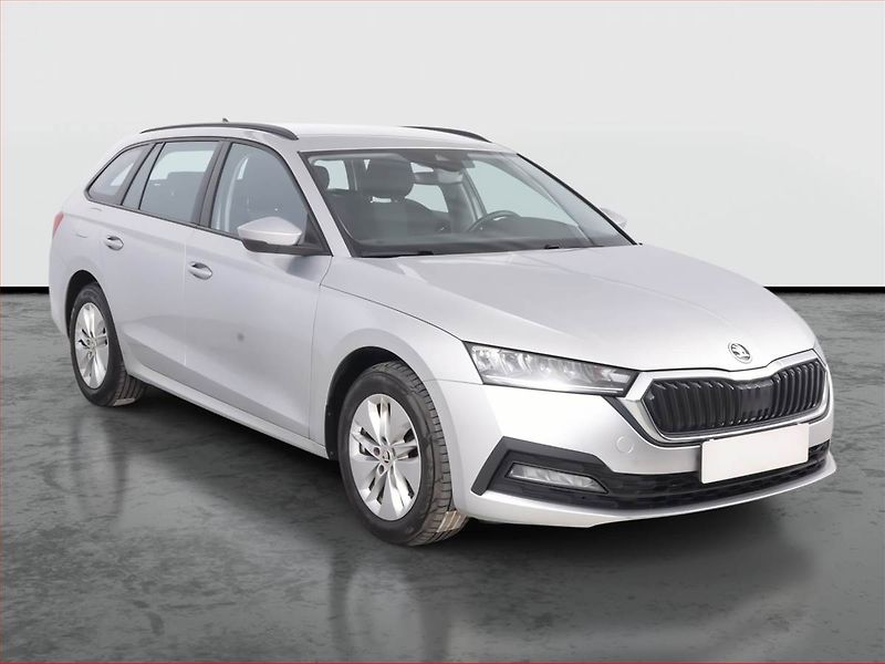 Škoda Octavia (2022) Ambition 2.0 TDI, ČR,1.maj - fotografie inzerátu