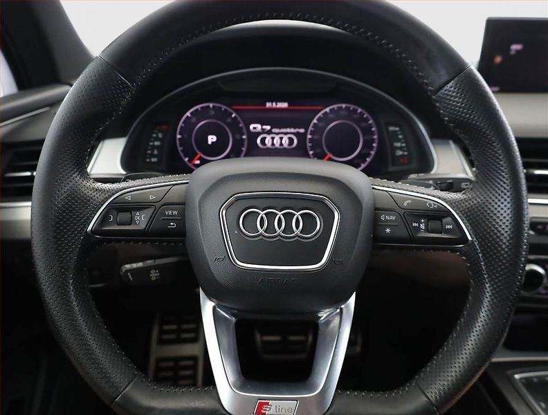 Audi Q7 (2018) S-Line 50 TDI - fotka 8 z 20