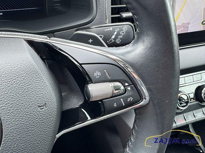 Škoda Karoq Style 2.0TDI 110kw 4x4 DSG - fotka 20 z 56