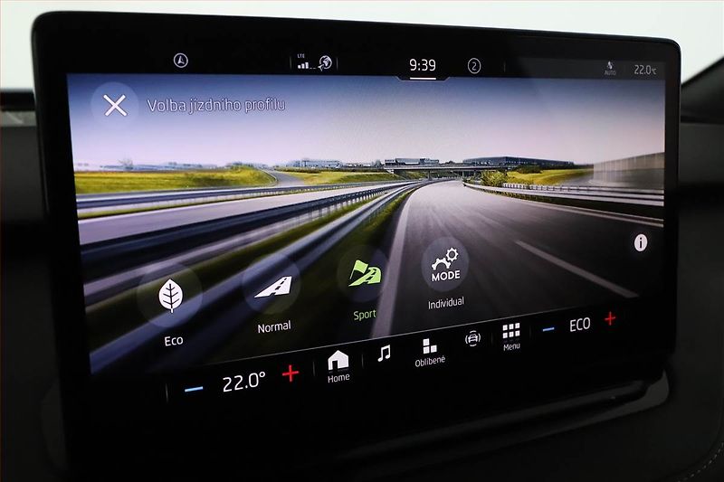 Škoda Enyaq (2022) Sportline iV 80 (82 kWh) - fotka 11 z 20