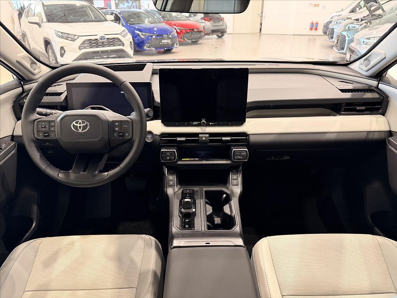 Toyota RAV4 Executive  2.5L HEV (194k) 4X4 - fotka 10 z 12