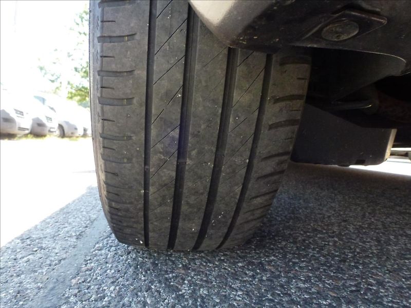 Citroën C4 Picasso 1,2 PureTech 130 6MAN Turbo  S - fotka 41 z 46