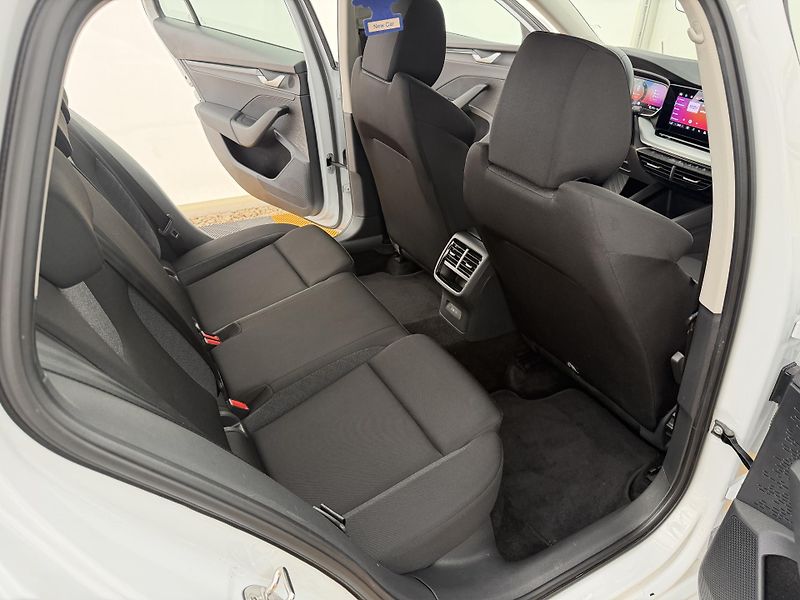 Škoda Octavia 1.5e-Tsi*85kw*DSG*CZ*1-MAJ*DPH - fotka 15 z 36