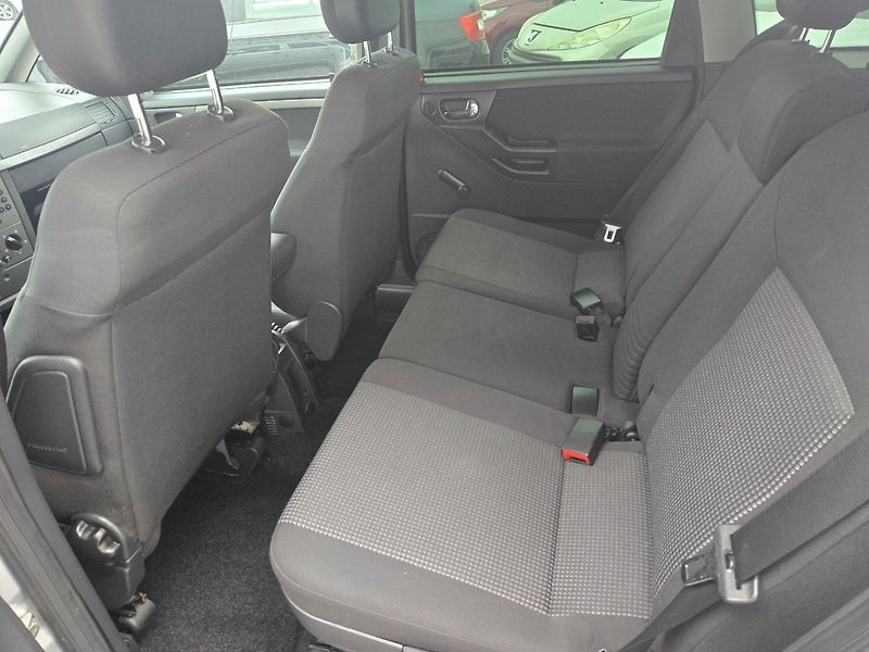 Opel Meriva (2009) 1.6 i TOP STAV - fotka 13 z 25