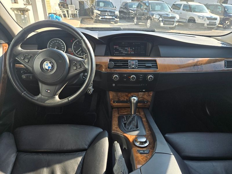 BMW Řada 5 (2005) 3.0 TDI  Automat - fotka 13 z 18