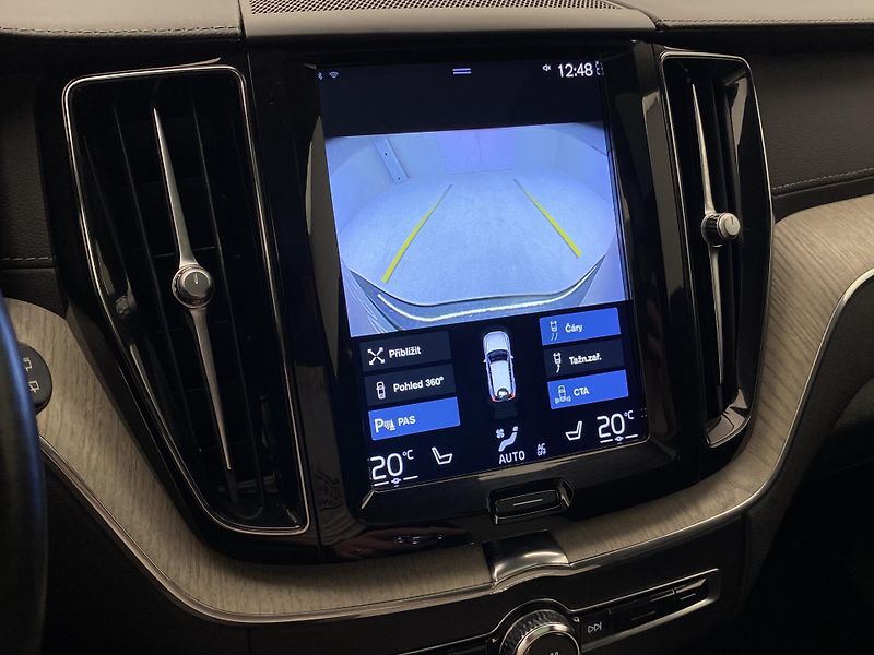 Volvo XC60 B4 AWD INSCRIPTION AUT  - fotka 48 z 50