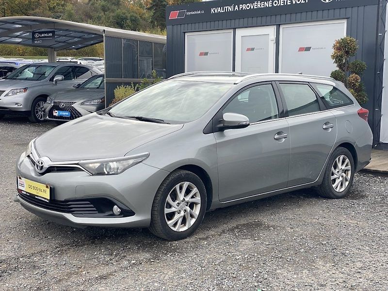 Toyota Auris 1.6i, ČR, Active, záruka - fotka 20 z 26