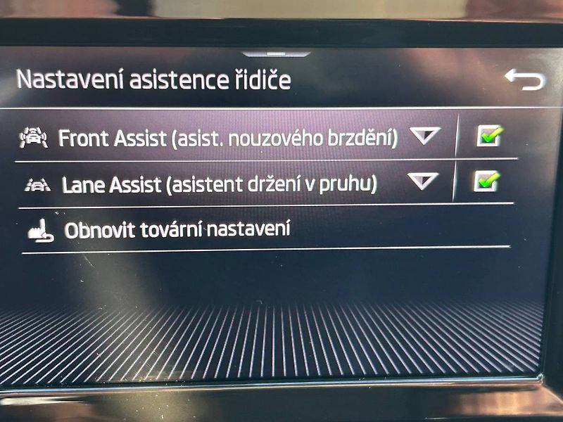 Škoda Kamiq (2022) 1.0 TSI 70 kW LED manuál - fotka 16 z 33