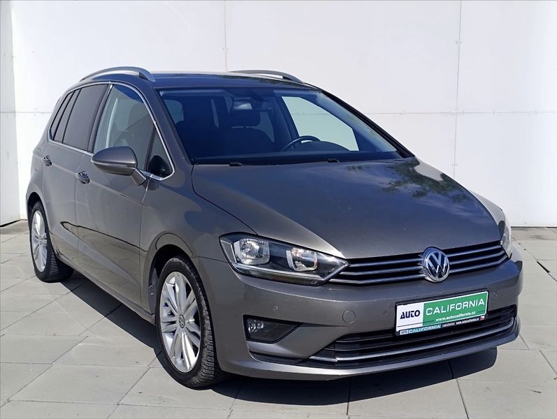 Volkswagen Golf Sportsvan 1,6 TDi DSG Navigace Tempomat - fotka 3 z 35