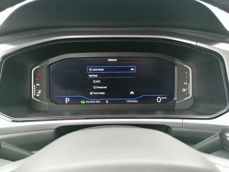 Volkswagen T-Roc (2022) 1.5 TSi 110kW DSG ACC - fotka 16 z 30