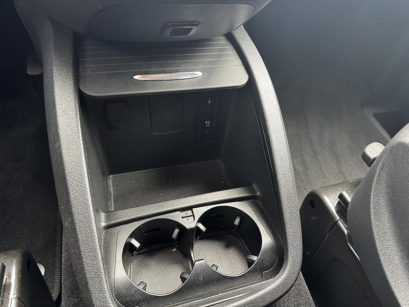 Mercedes-Benz Třídy V V 300d / L / 4M / AIRMATIC - fotka 20 z 25