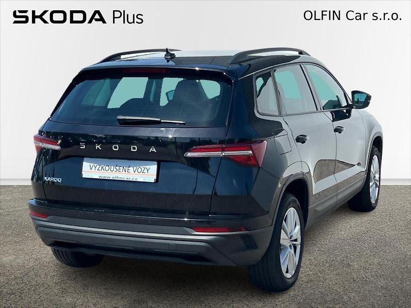 Škoda Karoq 1,5 TSi 110kW 7DSG SELECTION - fotka 2 z 24