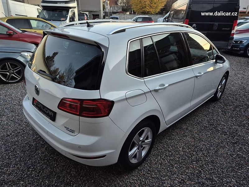 Volkswagen Golf Sportsvan (2016) 2.0TDi 110KW Highline původ ČR - fotka 12 z 51
