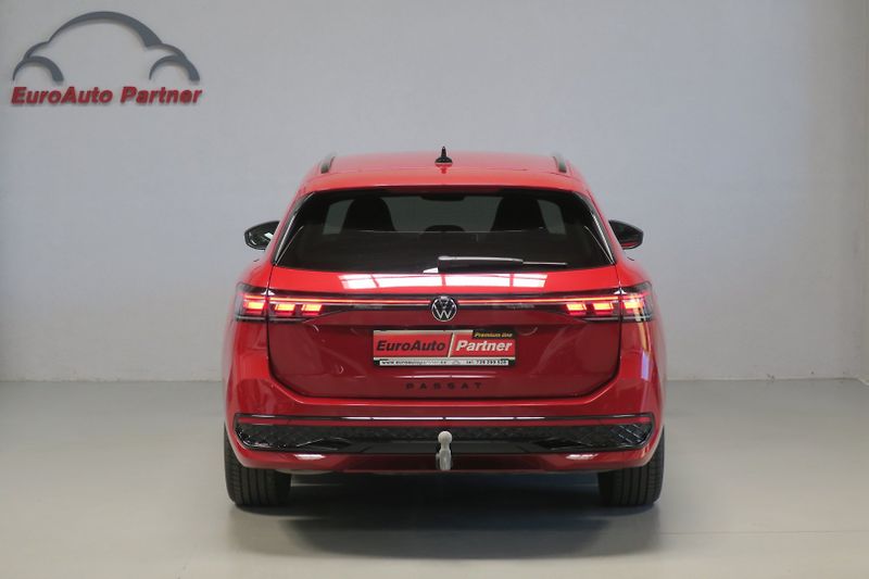 Volkswagen Passat Variant (2024) R-Line 2,0TDI 142kW 4M Nez.Top - fotka 3 z 50