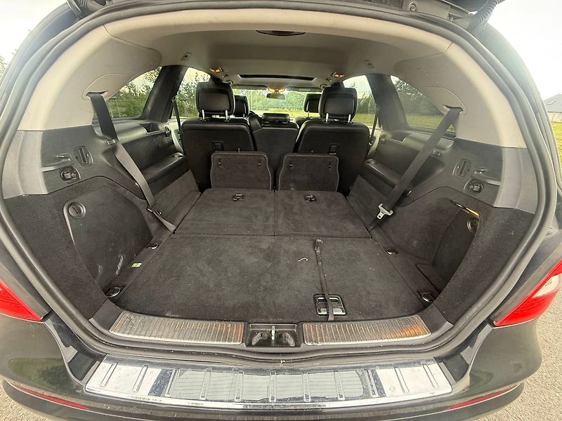 Mercedes-Benz Třídy R ELEGANCE W251 4-MATIC 350 CDI - fotka 20 z 21