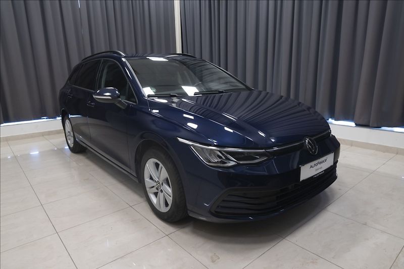 Volkswagen Golf 1,5 eTSI DSG KAMERA VÝHŘEV ČR - fotka 3 z 44