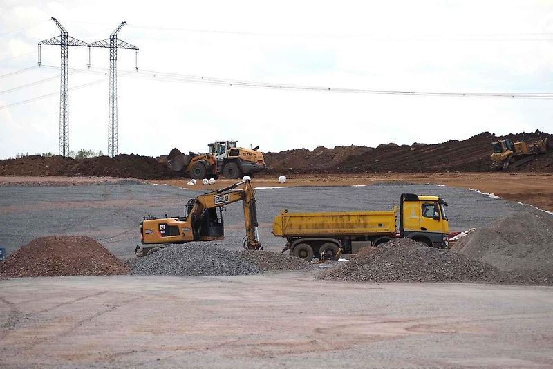 Snímky z výstavby dálnice D35 Džbánov - Litomyšl, duben 2025