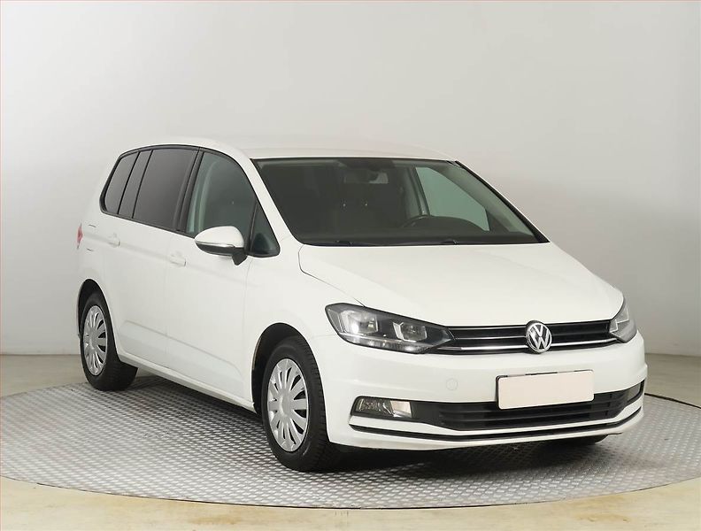 Volkswagen Touran (2016) 1.6 TDI, 7 míst, Tempomat - fotografie inzerátu