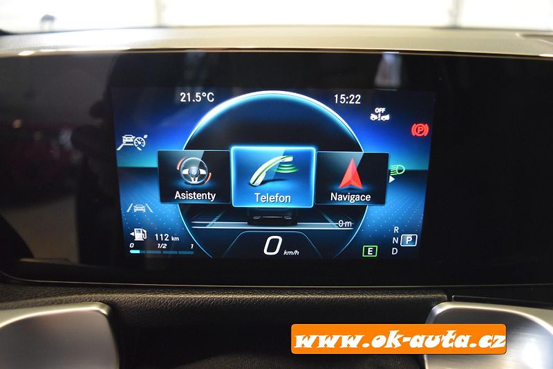 Mercedes-Benz GLB 200 D PRAVIDELNÝ SER. MER. TZ. - fotka 63 z 78