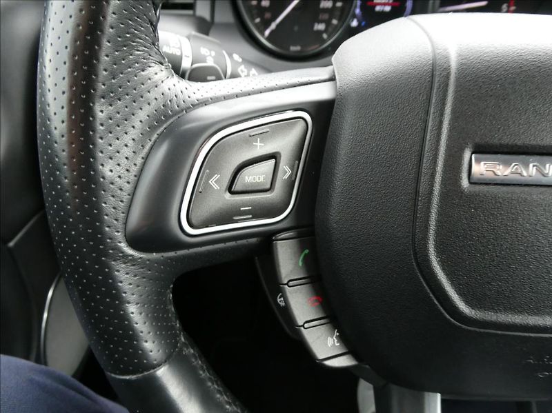 Land Rover Range Rover Evoque 2,0 TD4 HSE Dynamic cabrio, DP - fotka 27 z 39
