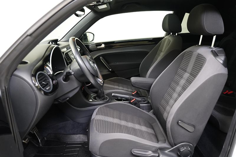 Volkswagen Beetle - fotka 11 z 26