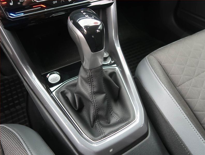 Volkswagen T-Cross (2021) 1.0 TSI - fotka 13 z 19